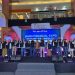 Perwakilan OJK Provinsi Jambi bersama Industri Jasa Keuangan berfoto bersama usai pembukaan Jambi Financial Expo 2025 di Jambi Town Square, Sabtu (11/10/2025). (Dok. Daus)