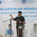 Wakil Gubernur Jambi, Drs. H. Abdullah Sani, M.Pd.I., menyampaikan sambutan dalam acara pelantikan pengurus Badan Musyawarah Perguruan Swasta (BMPS) Provinsi Jambi masa bakti 2025–2030 di Aula LPMP Provinsi Jambi, Kamis (30/10/2025). (Dok. Stepanus)