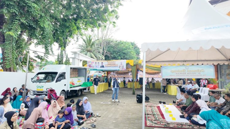Warga antusias menghadiri Gerakan Pangan Murah (GPM) yang digelar Pemerintah Provinsi Jambi di Sekretariat TP-PKK Provinsi Jambi, Jumat (31/10/2025).(Dok. Stepanus)