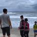 Polda Bengkulu melaksanakan patroli jalan kaki di kawasan wisata Pantai Panjang, Kota Bengkulu, pada Minggu (02/11/2025). (Dok.yola)
