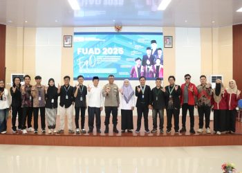 Pembukaan Talk Show Kepemudaan Fakultas Ushuluddin, Adab, dan Dakwah (FUAD) Expo Tahun 2025 di Gedung Auditorium UINFAS Bengkulu, Senin (3/11/2025). (Dok.yola)