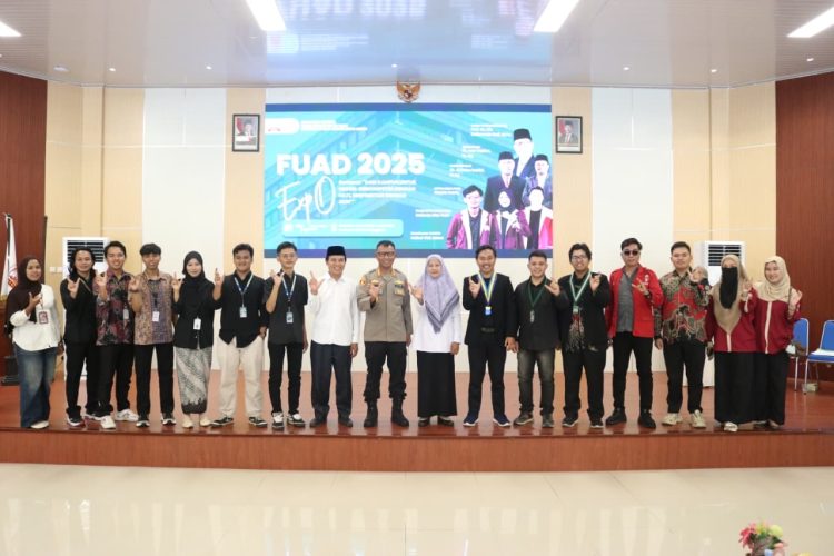 Pembukaan Talk Show Kepemudaan Fakultas Ushuluddin, Adab, dan Dakwah (FUAD) Expo Tahun 2025 di Gedung Auditorium UINFAS Bengkulu, Senin (3/11/2025). (Dok.yola)