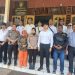 Dirut PT Garda Setia Waspada Bengkulu, Finandi poto bersama para Personel di depan Sekretariat  PT Garda Setia Waspada Bengkulu Kota Bengkulu, Minggu (16/11/2025), (Dok.Yola)