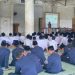Pemateri Jambi Karya Raya, Rahma Yuniarsih, memberikan motivasi literasi kepada para santri Pondok Pesantren An Nur, Desa Tangkit, Kecamatan Sungai Gelam, Kabupaten Muaro Jambi, Jumat (31/10/2025) (Dok. Daus)