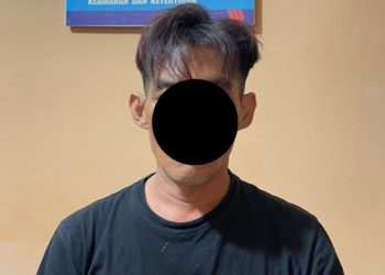 Tersangka berinisial AS diamankan polisi atas kasus pembobolan rumah di Kelurahan Solok Sipin, Kota Jambi, setelah berhasil diidentifikasi melalui hasil olah TKP. (Dok. Humas)