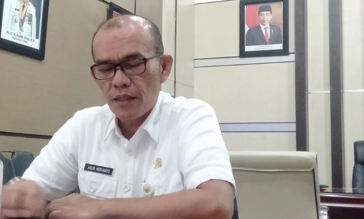 Inspektur Provinsi Jambi, Agus Herianto, memaparkan capaian MCP KPK 2025 dan strategi peningkatan nilai pencegahan korupsi di lingkungan Pemprov Jambi. (Dok. Stepanus)