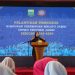 Penasehat Himpunan Perempuan Melayu Jambi (HPMJ), Hj. Hesnidar Haris, SE, menyampaikan sambutan saat pelantikan Pengurus HPMJ Provinsi Jambi masa bakti 2025–2030 di Auditorium Rumah Dinas Gubernur Jambi, Sabtu (29/11/2025).(dok.daus)