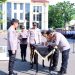 Kapolda Jambi Irjen Pol Krisno H. Siregar memimpin apel penandatanganan Komitmen Bersama Pengawasan Melekat, Penolakan Judi Online, dan Penyalahgunaan Narkoba di Lapangan Hitam Mapolda Jambi, Senin (3/11/2025) (Dok. Nahar)