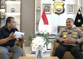 Dalam podcast eksklusif bersama TribunBengkulu  Kamis (13/10/2025), Kapolda Bengkulu Irjen Pol Mardiyono menegaskan komitmen penuh Polda Bengkulu dalam mendukung pelaksanaan program MBG. (Dok.rls)