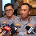 Kadivhumas Polri, Irjen Sandi Nugroho saat memberikan keterangan kepada wartawan mengenai tindak lanjut koordinasi lintas lembaga pasca putusan Mahkamah Konstitusi, di Mabes Polri, Jakarta, Senin (17/11/2025). (Dok. Humas Polri)