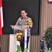 Kapolda Jambi Irjen Pol Krisno H. Siregar memberikan arahan pada Sosialisasi Perlindungan Konsumen bersama OJK Jambi, Kamis (20/11/2025). (Dok. Humas Polda Jambi)