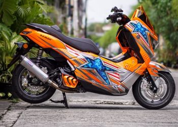 Modifikasi Yamaha NMAX “Turbo” bergaya balap karya Nakano Garage dengan inspirasi helm Jason DiSalvo. (Dok. Yamaha)