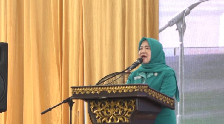 Ketua TP PKK Provinsi Jambi Hj. Hesti Haris menghadiri peringatan HKG PKK ke-53 di Ev Garden, Kota Jambi, Selasa (25/11/2025). (Dok. Erit - Kominfo)