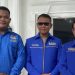 Ketua SANS Kota Bengkulu terpilih, Ridhoan P. Hutasuhut (tengah), bersama Kapolresta Bengkulu Kombes Pol Sudarno dan pejabat terkait usai pelantikan Satgas Anti Narkoba Sekolah di Pendopo Merah Putih, Jumat (5/12/2025). (Dok. Yola)
