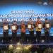 Para penerima penghargaan berpose bersama usai penyerahan Anugerah Tanda Cinta Pendidikan Agama Islam (PAI) 2025 pada Grand Final Olimpiade PAI dan Malam Anugerah PAI di Mercure Convention Center Ancol, Jakarta (Dok. Erit - Kominfo).