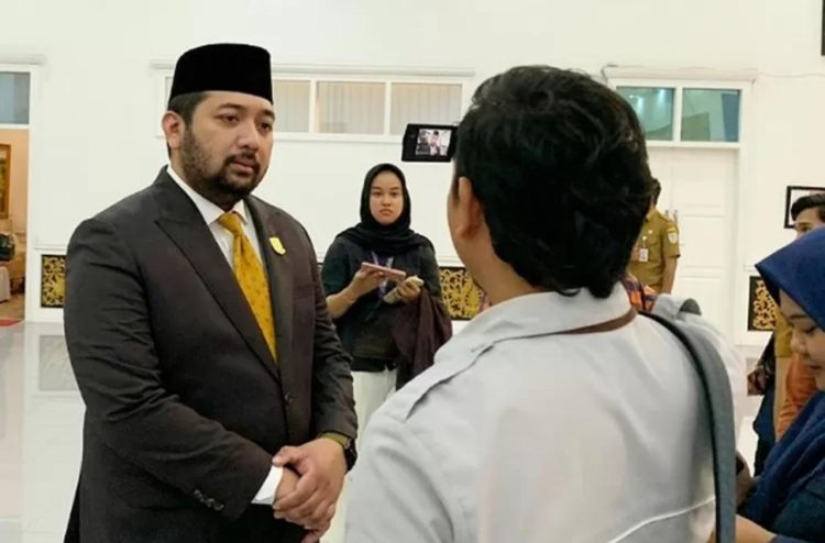 Pinto Jayanegara saat memberikan kepada wartawan (Dok. Hadian)