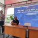 Kasubdit Kamsel Ditlantas Polda Jambi Kompol Novrizzal menyampaikan sambutan saat kegiatan Edukasi Tertib Berlalu Lintas dan Safety Riding Bagi Jurnalis Jambi di Sinsen Main Dealer Honda Pal 6, Kota Baru, Jambi, Selasa (16/12/2025). (Dok. Nahar)