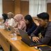 Peserta Pemagangan Nasional Batch 3 mengikuti kegiatan on boarding dan pengenalan lingkungan kerja di PT Sinar Sentosa Primatama (Sinsen), Jambi, Senin (15/12/2025). (Dok. Daus)