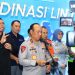 Wakapolri Komjen Pol. Dedy Prasetyo menyampaikan  Kesiapan Natal 2025 dan Tahun Baru 2026 di Gedung STIK-PTIK Polri, Jakarta, Senin (15/12/2025),(Dok. Humas JR)