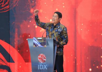 Kepala Eksekutif Pengawas Pasar Modal, Keuangan Derivatif, dan Bursa Karbon OJK Inarno Djajadi menyampaikan sambutan pada Penutupan Perdagangan Bursa Efek Indonesia (BEI) Tahun 2025 (Dok. Humas OJK)