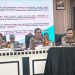 Kapolda Jambi Irjen Pol Krisno H. Siregar memimpin rilis akhir tahun 2025 didampingi Wakapolda dan pejabat utama Polda Jambi di Aula Siginjai, Selasa (30/12/2025). (Dok. Nahar)