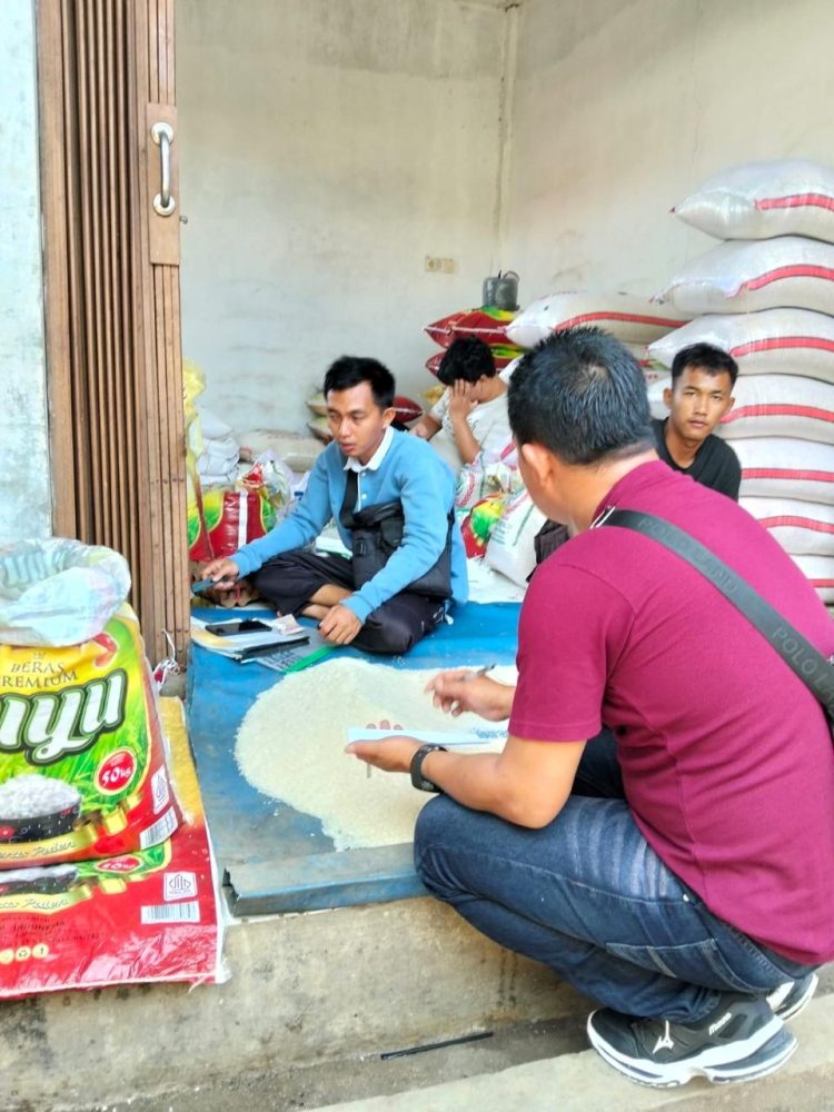 Satgas Pangan Polres Mukomuko Intensif Awasi Pasar, Pastikan Harga Beras Sesuai HET, Rabu (28/1/2026). (Dok/Dd)