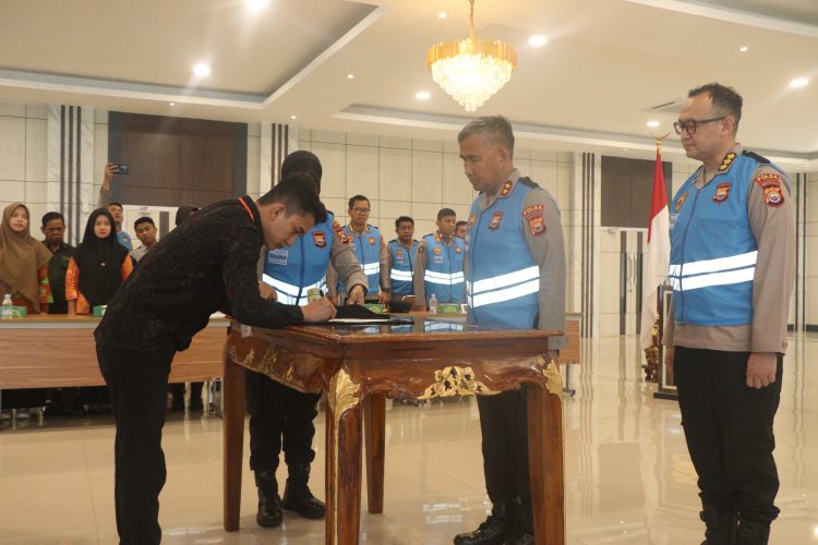 Kapolda Bengkulu Pimpin Pakta Integritas dan Pengambilan Sumpah Seleksi SIPSS 2026, Kamis (22/1/2026). (Dok/yola)