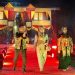 Gubernur Jambi Al Haris bersama istri dan sejumlah kepala daerah berjalan di atas catwalk mengenakan batik Jambi pada Malam Apresiasi Perancang Busana “Jambi Elok Nian” 2026 dalam ajang Jambi Fashion Trend di Anjungan Provinsi Jambi, Sabtu (17/1/2026) (Dok, Stepanus)