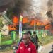 Kebakaran yang menghanguskan dua bangunan di RT 03, Kelurahan Muara Sabak Ilir, Kecamatan Muara Sabak Timur, Kabupaten Tanjung Jabung Timur, Kamis (22/1/2026). (Dok. Daus)
