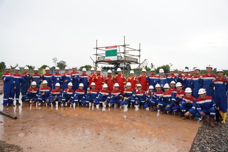 Jajaran pimpinan Kementerian ESDM, SKK Migas, Pertamina Hulu Energi (PHE) dan Pertamina Hulu Rokan (PHR) (Dok. Humas - Tania)