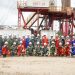 Perwakilan SKK Migas dan manajemen PetroChina International Jabung Ltd. berfoto bersama usai peresmian tajak pertama Sumur NEB-85ST di Wilayah Kerja Jabung, Tanjung Jabung Barat, Kamis (15/1/2026). (Dok. FJM)