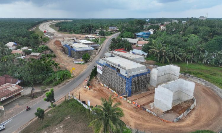 Pekerjaan pembangunan overpass Tol Palembang–Betung Seksi 3 di KM 69–71, Kabupaten Banyuasin, Sumatra Selatan (Dok, Humas HK)