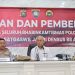 Direktur Binmas Polda Jambi Kombes Pol Henky Poerwanto (kiri), Direktur Idensos Densus 88 AT Polri Brigjen Pol. Arif Makhfudiharto (tengah), dan Kasatgaswil Densus 88 AT Polri Jambi KBP Berri Diatra saat memberikan arahan dan pembekalan kepada Bhabinkamtibmas se-Provinsi Jambi di Aula Polresta Jambi (Dok. Humas)