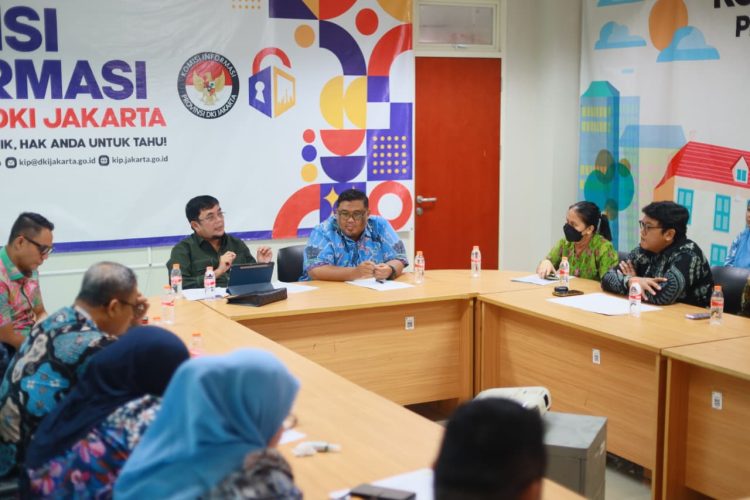 Komisi I DPRD Provinsi Jambi melakukan pertemuan dengan Komisi Informasi Provinsi DKI Jakarta untuk mempelajari penguatan keterbukaan informasi publik, Kamis (22/1/2026). (Dok. Humas)