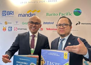 Buku Rasa Bhayangkara Nusantara karya bersama Wakapolri Komjen Pol. Dedi Prasetyo dan Asisten Khusus Presiden RI Bidang Komunikasi dan Analisa Kebijakan Dirgayuza Setiawan resmi diperkenalkan di ajang World Economic Forum (WEF) 2026 di Davos. (Dok/yola)