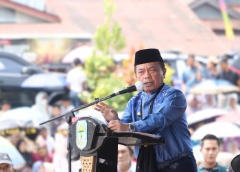 Gubernur Jambi Al Haris menyampaikan sambutan saat menghadiri Kenduri Sko di Kecamatan Siulak Mukai, Kabupaten Kerinci, Sabtu (24/1/2026). (Dok. Erit)