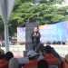 Gubernur Jambi Al Haris memberikan sambutan saat membuka Lomba Pacu Perahu Tingkat Provinsi Jambi Tahun 2026 dalam rangka peringatan HUT ke-69 Provinsi Jambi di kawasan Sanggar Batik Seberang, Kota Jambi, Sabtu (31/1/2026). (Dok. Erit)