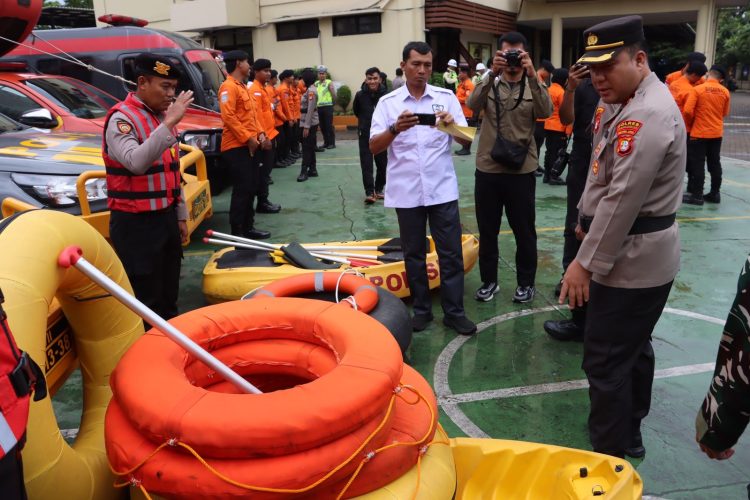 Karopenmas Divhumas Polri Brigjen Pol. Trunoyudo Wisnu Andiko menegaskan bahwa langkah cepat jajaran Polda Metro Jaya merupakan bagian dari kesiapsiagaan Polri secara nasional dalam merespons potensi bencana. (Dok/yola)