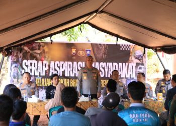 Kapolda Bengkulu Irjen Pol Mardiyono, S.I.K., M.Si., memimpin langsung kegiatan Offroad Jelajah Berkah Bhayangkara Polda Bengkulu ke - 2 yang digelar di Kecamatan Batik Nau, Kabupaten Bengkulu Utara, Sabtu (24/1/2026). (Dok/yola)