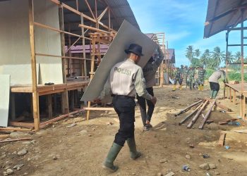 Polri membangun 100 unit Hunian Sementara (Huntara) bagi warga terdampak bencana di Kelurahan Kapalo Koto, Kecamatan Pauh, Kota Padang, Senin (19/1/2026). (Dok/yola)