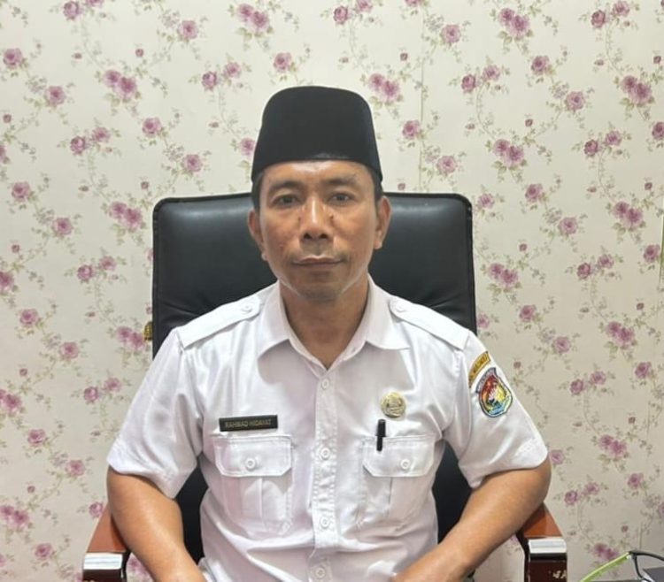 Kepala Dinas Perikanan Kabupaten Mukomuko, Rahmad Hidayat, saat diwawancarai Kamis (22/1/2026). (Dok/DD)
