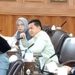 Anggota DPRD Provinsi Jambi Fraksi Partai Gerindra, Hambali, menyampaikan keluhan tenaga medis RSUD Raden Mattaher Jambi dalam rapat paripurna DPRD Provinsi Jambi, Senin (26/1/2026). (Dok. Stepanus)