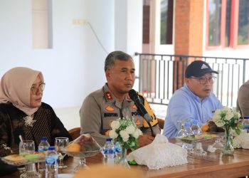 Kapolda Bengkulu Irjen Pol. Mardiyono, menggelar kegiatan silaturahmi bersama insan pers Provinsi Bengkulu yang bertempat di Aula Lapangan Golf Merah Putih Provinsi Bengkulu, Jumat (6/2/2026). (Dok/yola)
