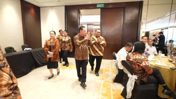 Kapolri Jenderal Listyo Sigit Prabowo menghadiri Gala Dinner General Assembly ASEAN Trade Union Council (ASEAN TUC) 2026 yang digelar di Hotel Gran Melia, Selasa (10/2/2026). (Dok/yola)