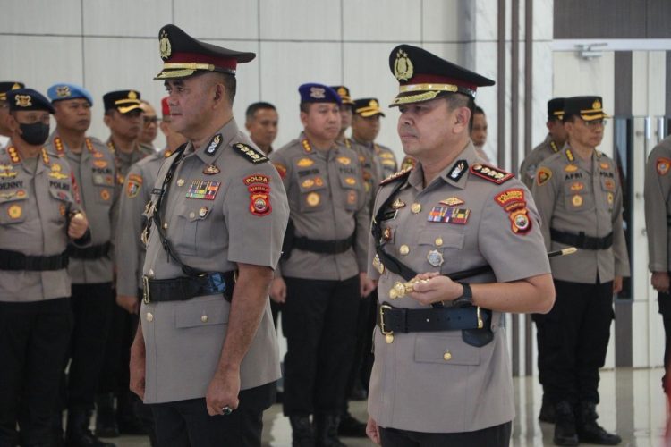 Kapolda Bengkulu Lantik Irwasda, Kapolresta Bengkulu, dan Penyerahan Jabatan Dirsamapta, bertempat di Aula Rupatama Awaloedin Djamin Polda Bengkulu, Rabu (4/2/2026). (Dok/yola)