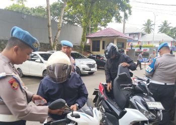 Bidpropam Polda Bengkulu Gelar Ops Gaktibplin Internal bertempat di Gerbang Utama Polda dan Pintu Gerbang Reserse Kriminal Umum, Selasa (3/2/2026). (Dok/yola)