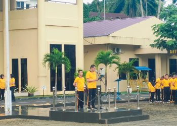 Karorena Polda Bengkulu Ajak Personel Tingkatkan Kesehatan dan Kekompakan, Jumat (14/2/2025). (Dok/yola)