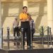 Karoops Polda Bengkulu Kombes Pol. Ponjto Soediantoko, S.I.K., M.H. memimpin apel pagi yang dilaksanakan di Lapangan Anton Soejarwo Polda Bengkulu, Selasa (10/02/2026). (Dok/yola)