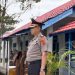 Wakapolres Muaro Jambi, Kompol Deni Mulyadi memimpin upacara di SMA Negeri 15 Muaro Jambi (dok.nahar)