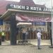 Kasubdit Kamsel Ditlantas Polda Jambi AKBP Dr. Novrizal, S.Sos., M.H. memimpin upacara bendera sekaligus mengukuhkan anggota Paskibraka SMKN 2 Kota Jambi, Senin (9/2/2026), (dok. Nahar)